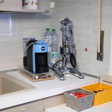 Intero Appartamento Con Giardino E Colazione Dario パルマ エクステリア 写真
