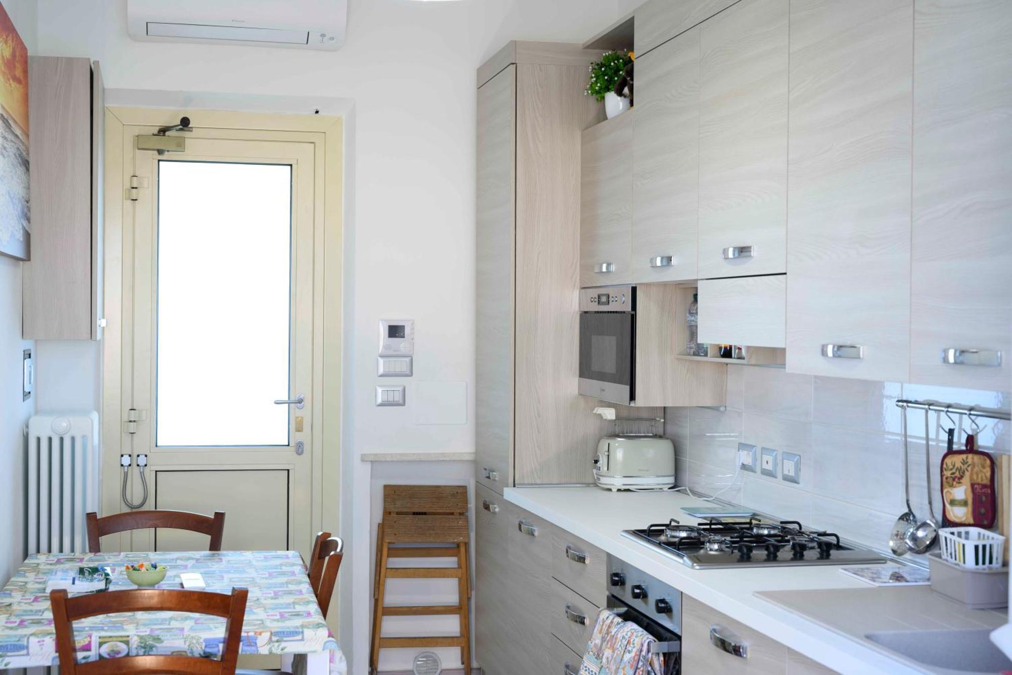 Intero Appartamento Con Giardino E Colazione Dario パルマ エクステリア 写真
