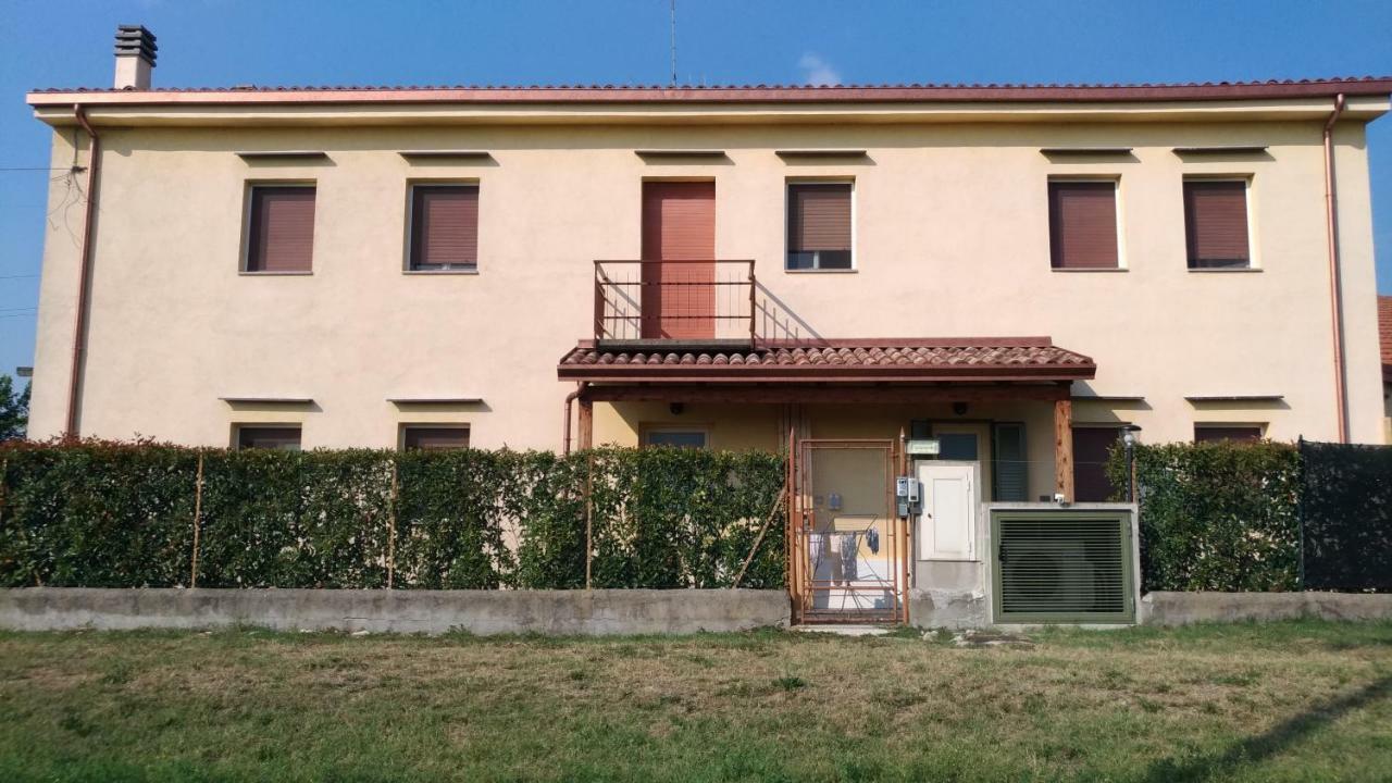 Intero Appartamento Con Giardino E Colazione Dario パルマ エクステリア 写真
